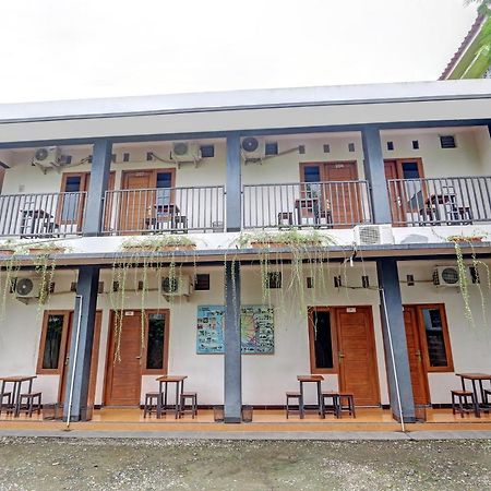 Hotel Wisma Ck Kebumen Dış mekan fotoğraf