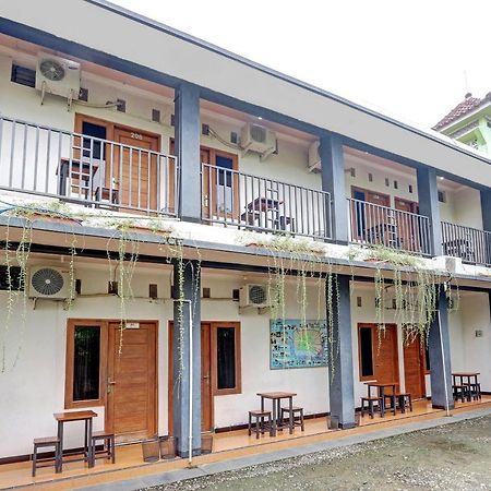 Hotel Wisma Ck Kebumen Dış mekan fotoğraf